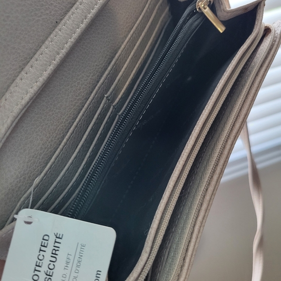 Women's Crossbody Bag, Light Taupe, RFID, Travel - Picture 9 of 10